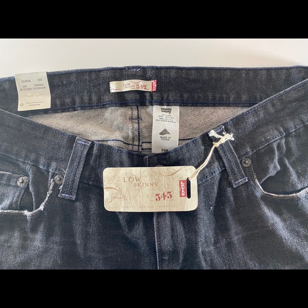Levi’s black 545 low skinny jeans, 20M, NWT